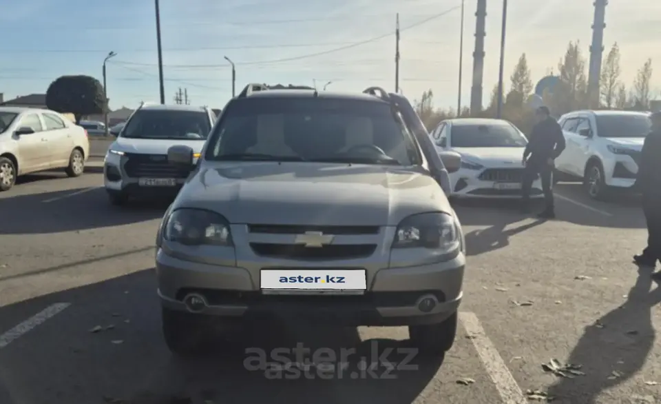 Chevrolet Niva 2017 года за 4 250 000 тг. в Астана фото 2