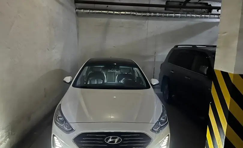 Hyundai Sonata 2019 года за 9 000 000 тг. в Астана