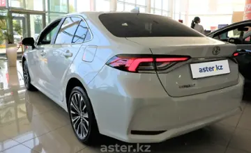 Toyota Corolla 2023 года за 12 500 000 тг. в Актобе фото 4