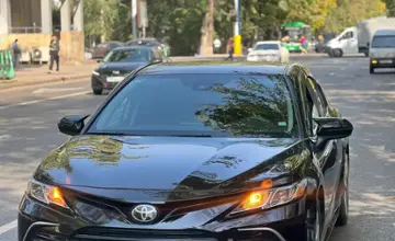 Toyota Camry 2023 года за 13 500 000 тг. в Алматы фото 2