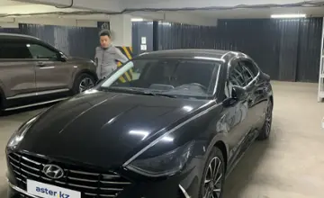 Hyundai Sonata 2020 года за 11 700 000 тг. в Астана фото 1