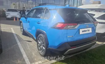 Toyota RAV4 2019 года за 16 500 000 тг. в Астана фото 4