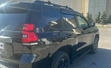 Toyota Land Cruiser Prado 2021 года за 26 000 000 тг. в Астана