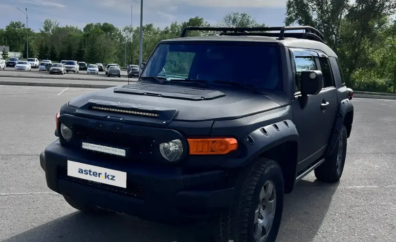 Toyota FJ Cruiser 2006 года за 14 000 000 тг. в Усть-Каменогорск