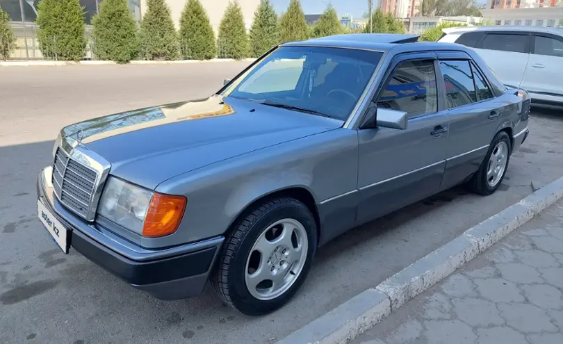 Mercedes-Benz W124 1990 года за 2 000 000 тг. в Тараз