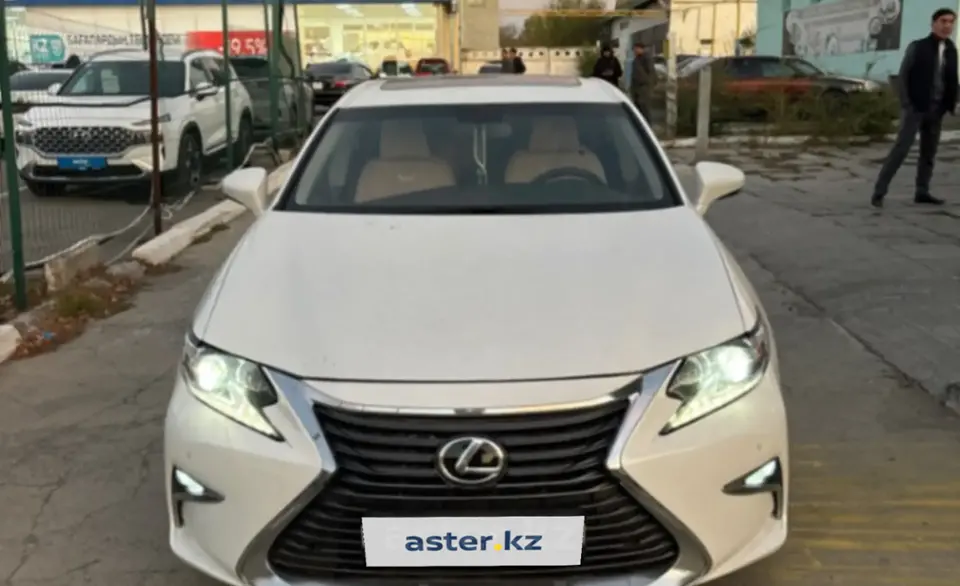 Lexus ES 2012 года за 12 000 000 тг. в Талдыкорган фото 2