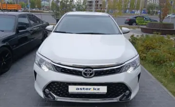 Toyota Camry 2015 года за 10 000 000 тг. в Астана фото 2