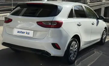 Kia Ceed 2022 года за 8 500 000 тг. в Алматы фото 4