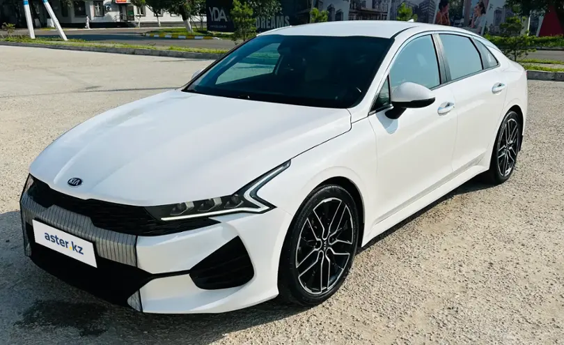 Kia K5 2020 года за 10 500 000 тг. в Петропавловск