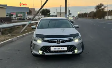 Toyota Camry 2016 года за 10 500 000 тг. в Атырау фото 2