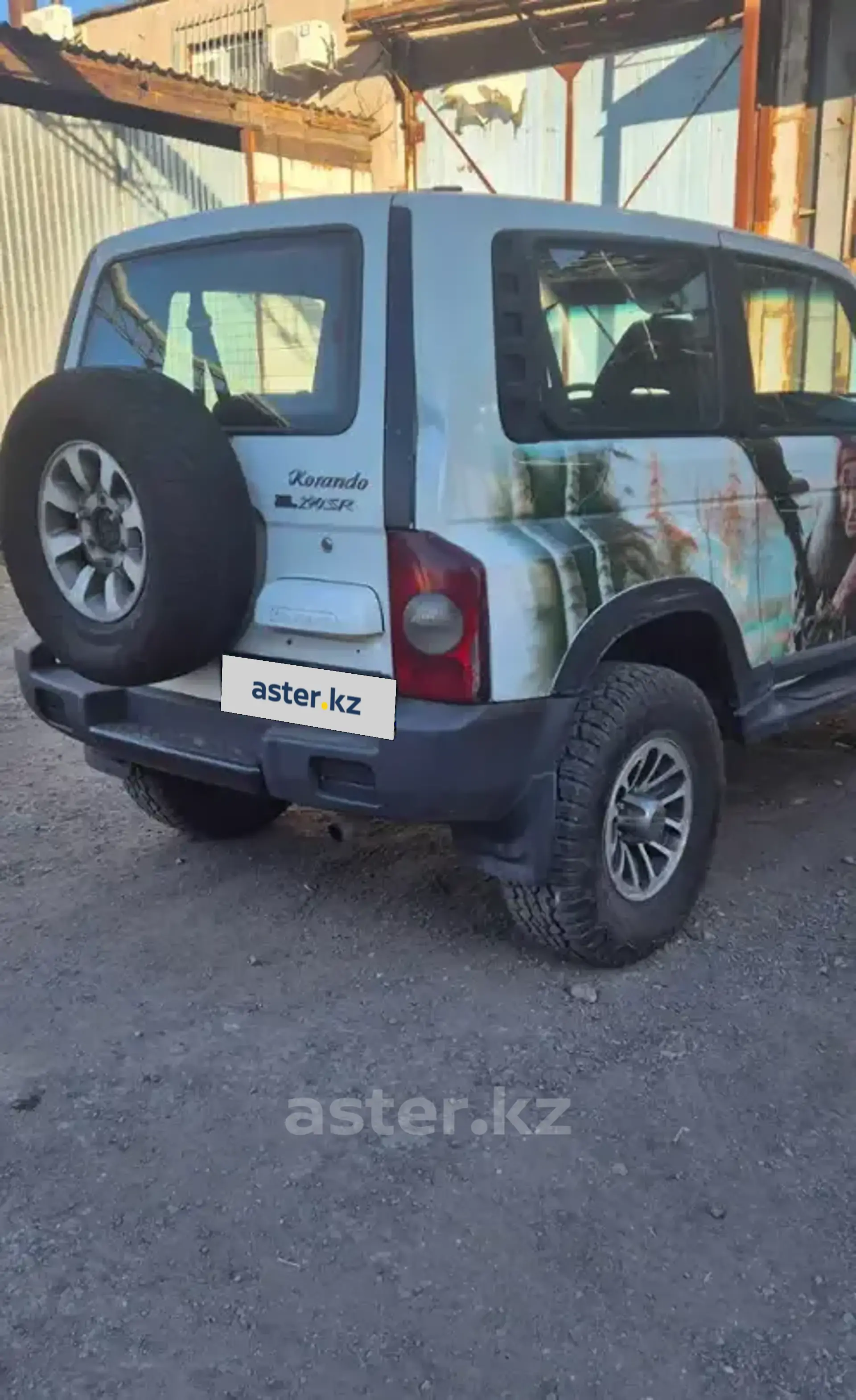 SsangYong Korando 1997 года за 2 500 000 тг. в Караганда фото 3