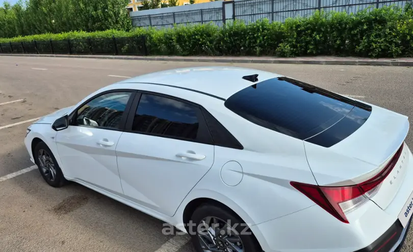 Hyundai Elantra 2024 года за 9 300 000 тг. в Астана