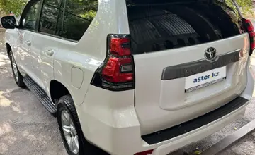 Toyota Land Cruiser Prado 2018 года за 23 000 000 тг. в Алматы фото 3