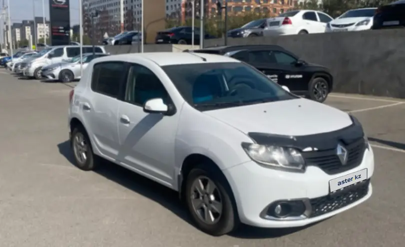 Renault Sandero 2015 года за 4 800 000 тг. в Шымкент фото 3