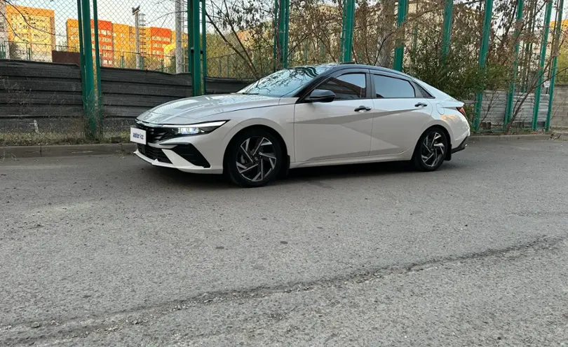 Hyundai Elantra 2024 года за 10 500 000 тг. в Астана