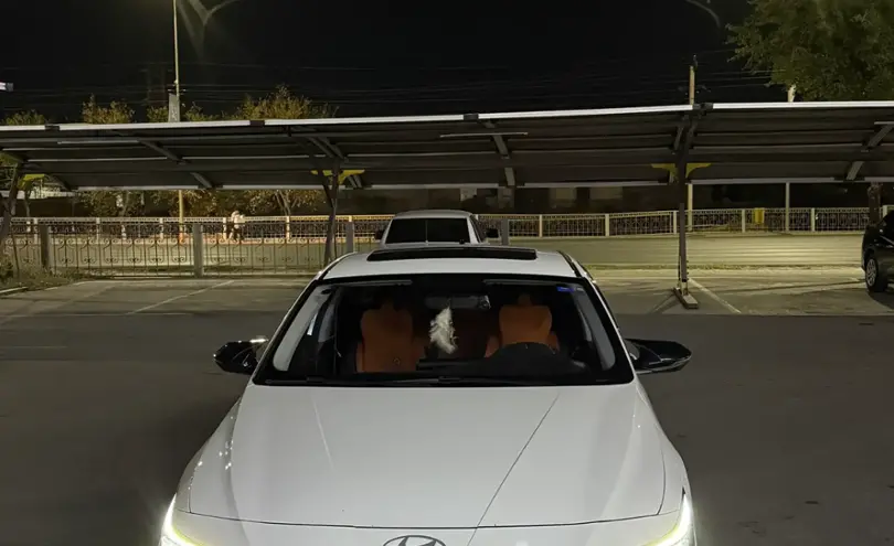Hyundai Elantra 2024 года за 9 000 000 тг. в Шымкент