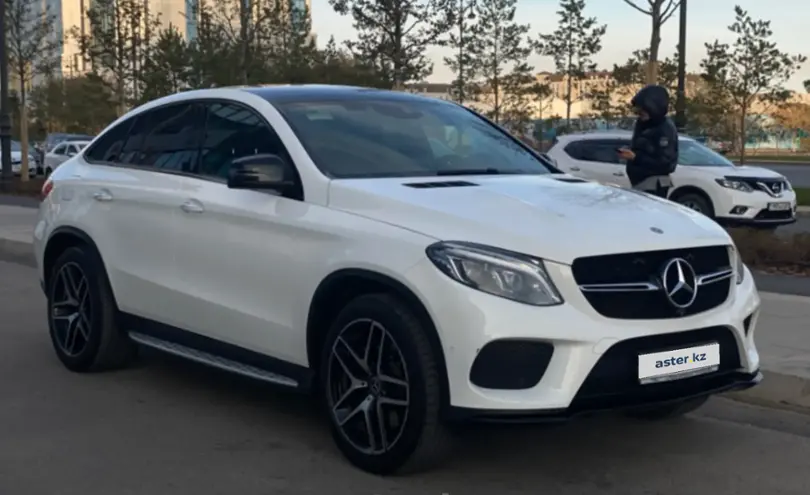 Mercedes-Benz GLE 2017 года за 26 000 000 тг. в Астана фото 3