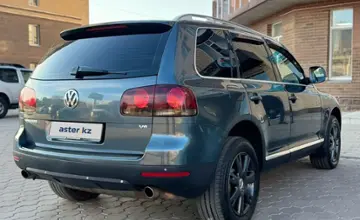 Volkswagen Touareg 2007 года за 8 000 000 тг. в Караганда фото 4