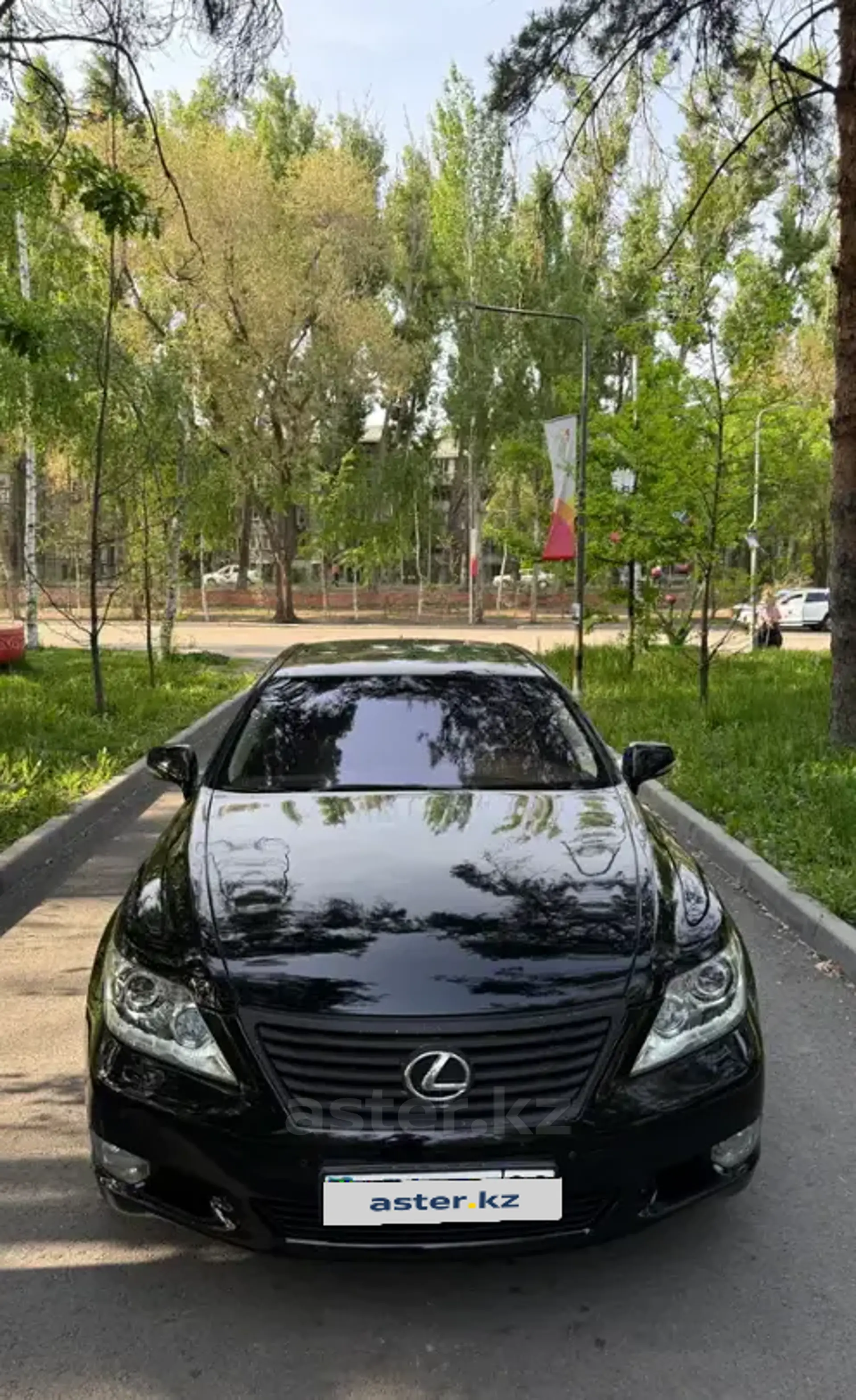 Lexus LS 2011 года за 10 000 000 тг. в Алматы фото 2
