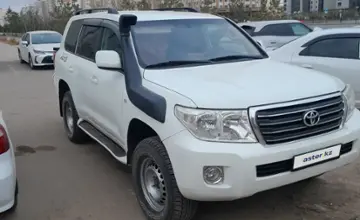 Toyota Land Cruiser 2012 года за 16 500 000 тг. в Астана фото 1