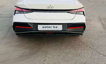 Hyundai Elantra 2024 года за 9 600 000 тг. в Караганда фото 3