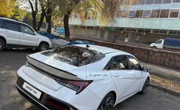 Hyundai Elantra 2023 года за 10 000 000 тг. в Алматы фото 4