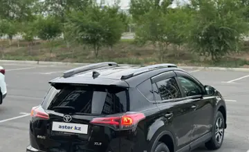 Toyota RAV4 2016 года за 11 500 000 тг. в Атырау фото 4