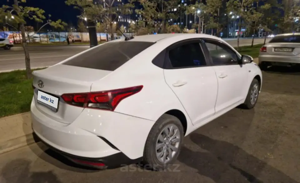 Hyundai Accent 2021 года за 6 500 000 тг. в Астана