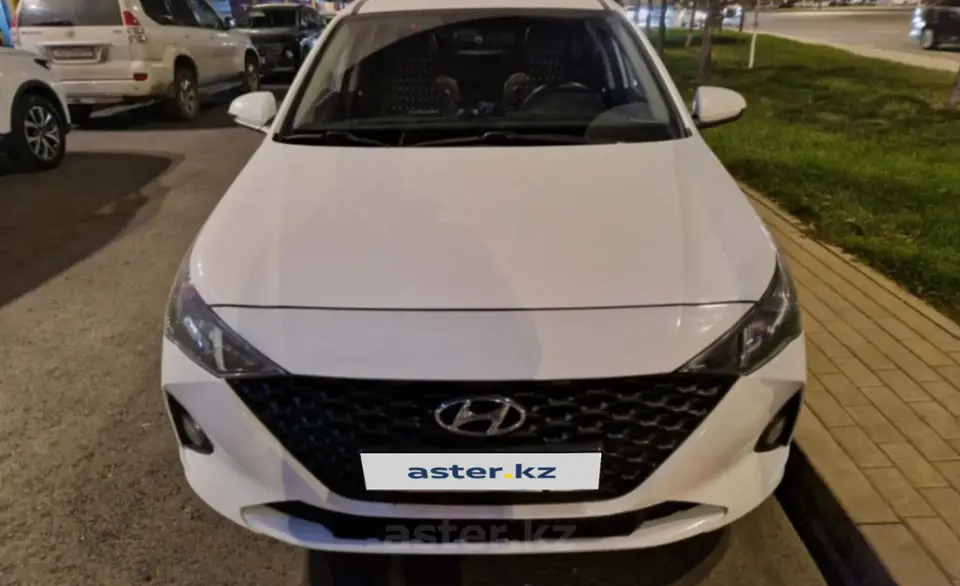 Hyundai Accent 2021 года за 6 500 000 тг. в Астана фото 2