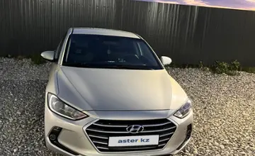 Hyundai Elantra 2017 года за 7 500 000 тг. в Костанай фото 3