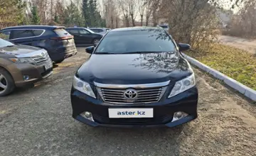 Toyota Camry 2014 года за 9 500 000 тг. в Усть-Каменогорск фото 2