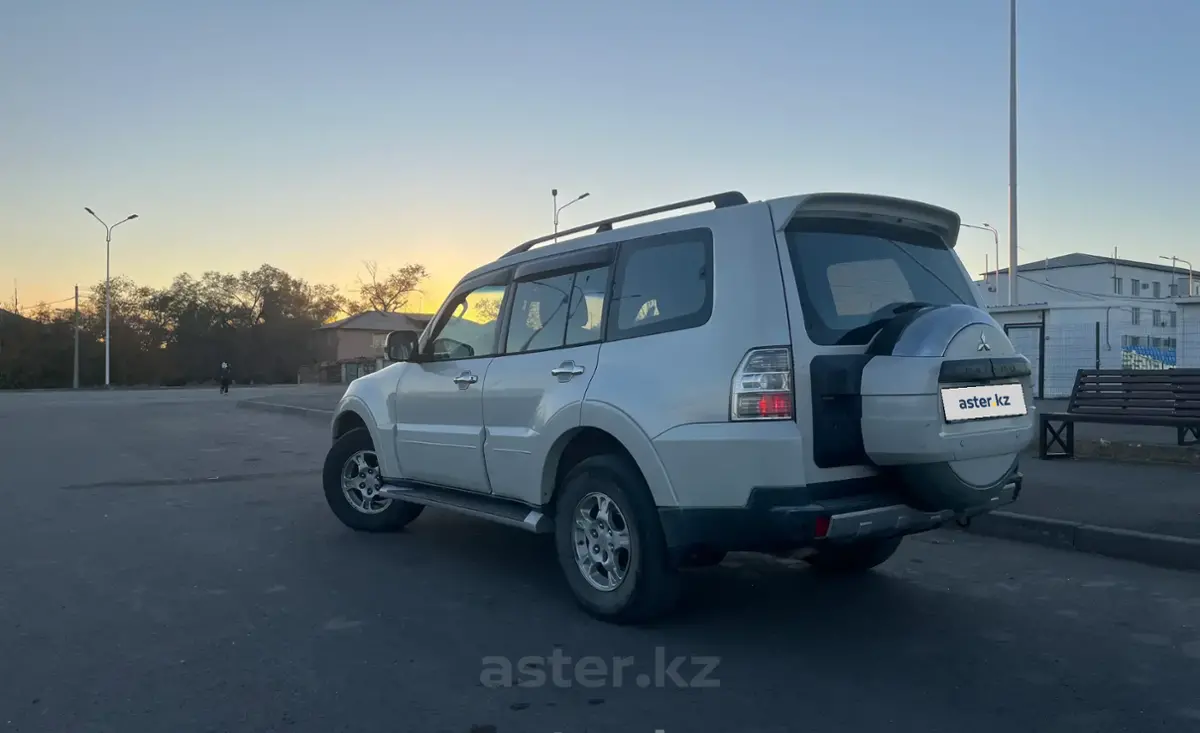 Купить Mitsubishi Pajero 2007 года в Улытауской области, цена 8300000 тенге. Продажа Mitsubishi Pajero в Улытауской области - Aster.kz. №c1253534 Mitsubishi Pajero 2007 года за 8 300 000 тг. в Улытауская область - фото 5