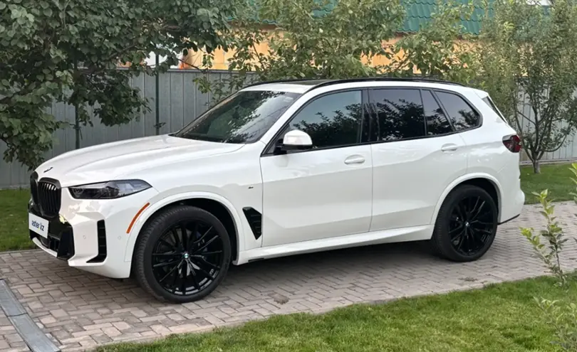 BMW X5 2023 года за 59 000 000 тг. в Алматы