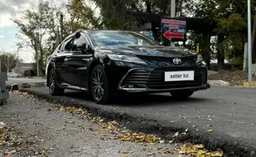 Toyota Camry 2021 года за 17 500 000 тг. в Караганда фото 4