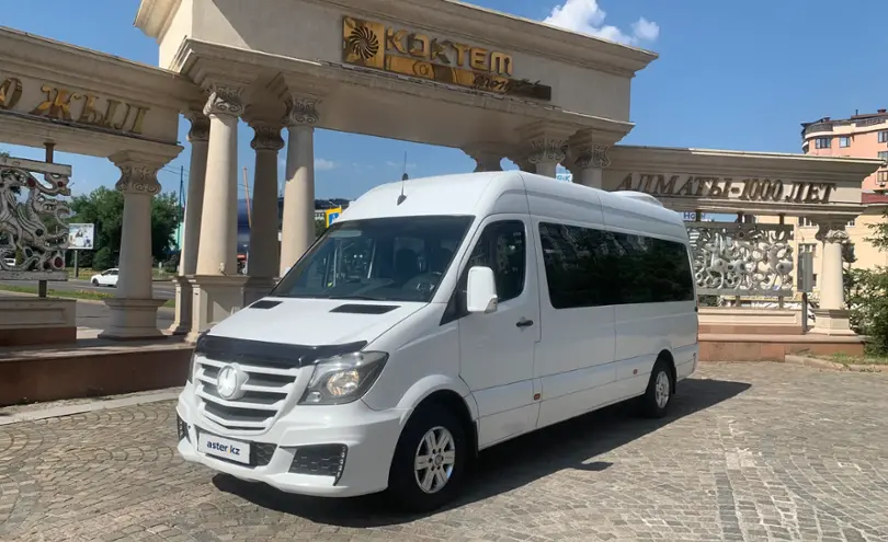 Mercedes-Benz Sprinter 2009 года за 18 700 000 тг. в Алматы
