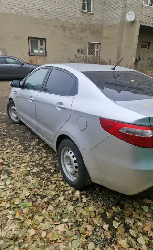 Kia Rio 2014 года за 5 500 000 тг. в Восточно-Казахстанская область фото 3