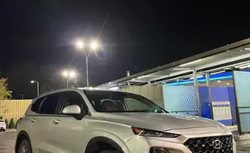 Hyundai Santa Fe 2019 года за 12 000 000 тг. в Алматы фото 4