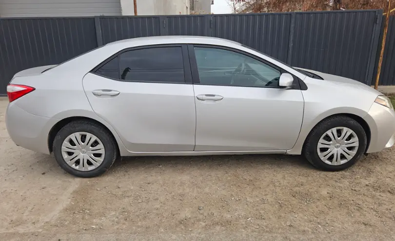 Toyota Corolla 2014 года за 6 400 000 тг. в Атырау фото 2