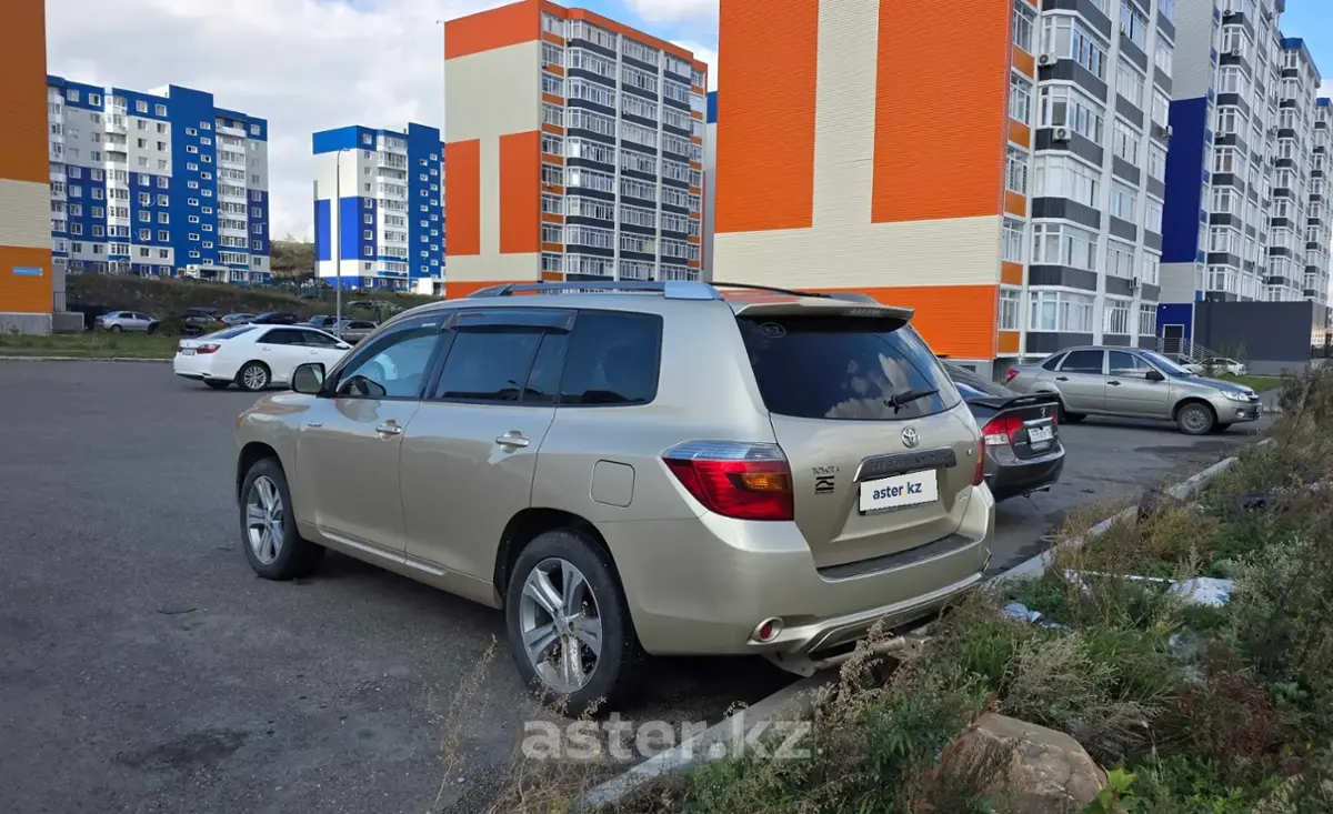 Toyota Highlander 2008 года за 10 000 000 тг. в Восточно-Казахстанская область фото 4
