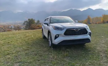 Toyota Highlander 2024 года за 39 000 000 тг. в Алматы фото 3