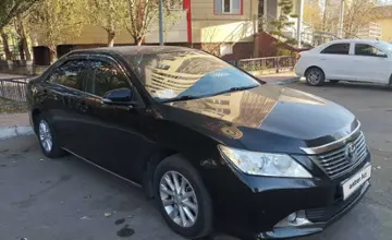 Toyota Camry 2014 года за 7 800 000 тг. в Астана фото 2