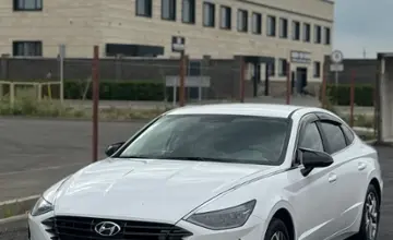 Hyundai Sonata 2023 года за 11 800 000 тг. в Астана фото 2