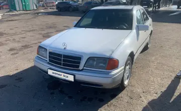 Mercedes-Benz C-Класс 1995 года за 750 000 тг. в Караганда фото 1