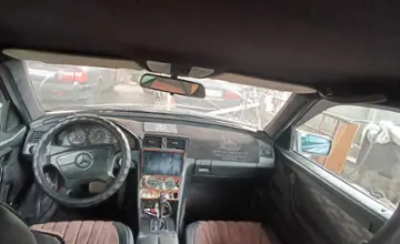Mercedes-Benz C-Класс 1997 года за 1 900 000 тг. в Алматы фото 3