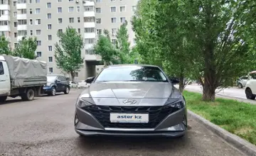 Hyundai Elantra 2021 года за 10 000 000 тг. в Астана фото 1
