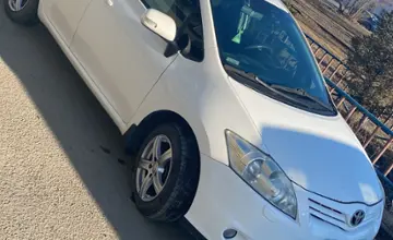 Toyota Auris 2010 года за 4 500 000 тг. в Павлодар фото 2