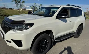 Toyota Land Cruiser Prado 2020 года за 26 750 000 тг. в Астана фото 1