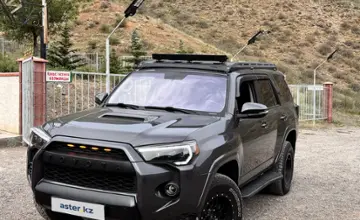 Toyota 4Runner 2014 года за 20 000 000 тг. в Алматы фото 1