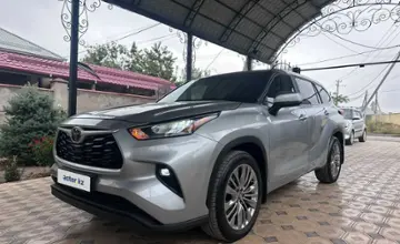 Toyota Highlander 2022 года за 22 000 000 тг. в Шымкент фото 1