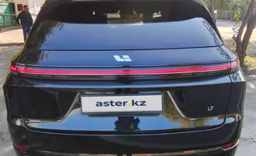 LiXiang L7 2025 года за 31 000 000 тг. в Алматы фото 2